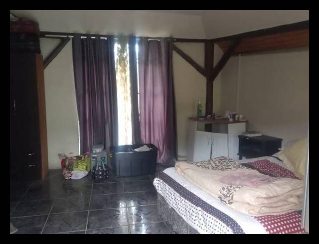3 BEDROOM HOUSE FOR SALE IN KEMPTON PARK
